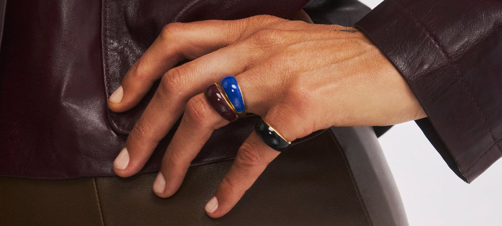 The pinky ring – symbol, history and contemporary return of the pinky ring