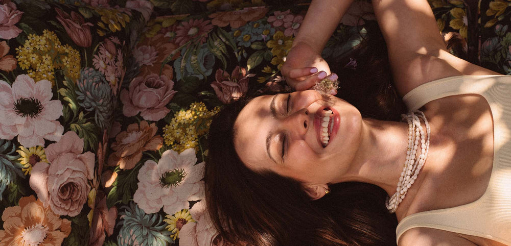 Poetcore – comment s'habiller dans un style romantique inspiré de la poésie ?