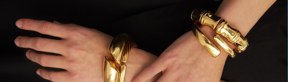 Which Hand Should You Wear a Bracelet On? Tips and Meaning