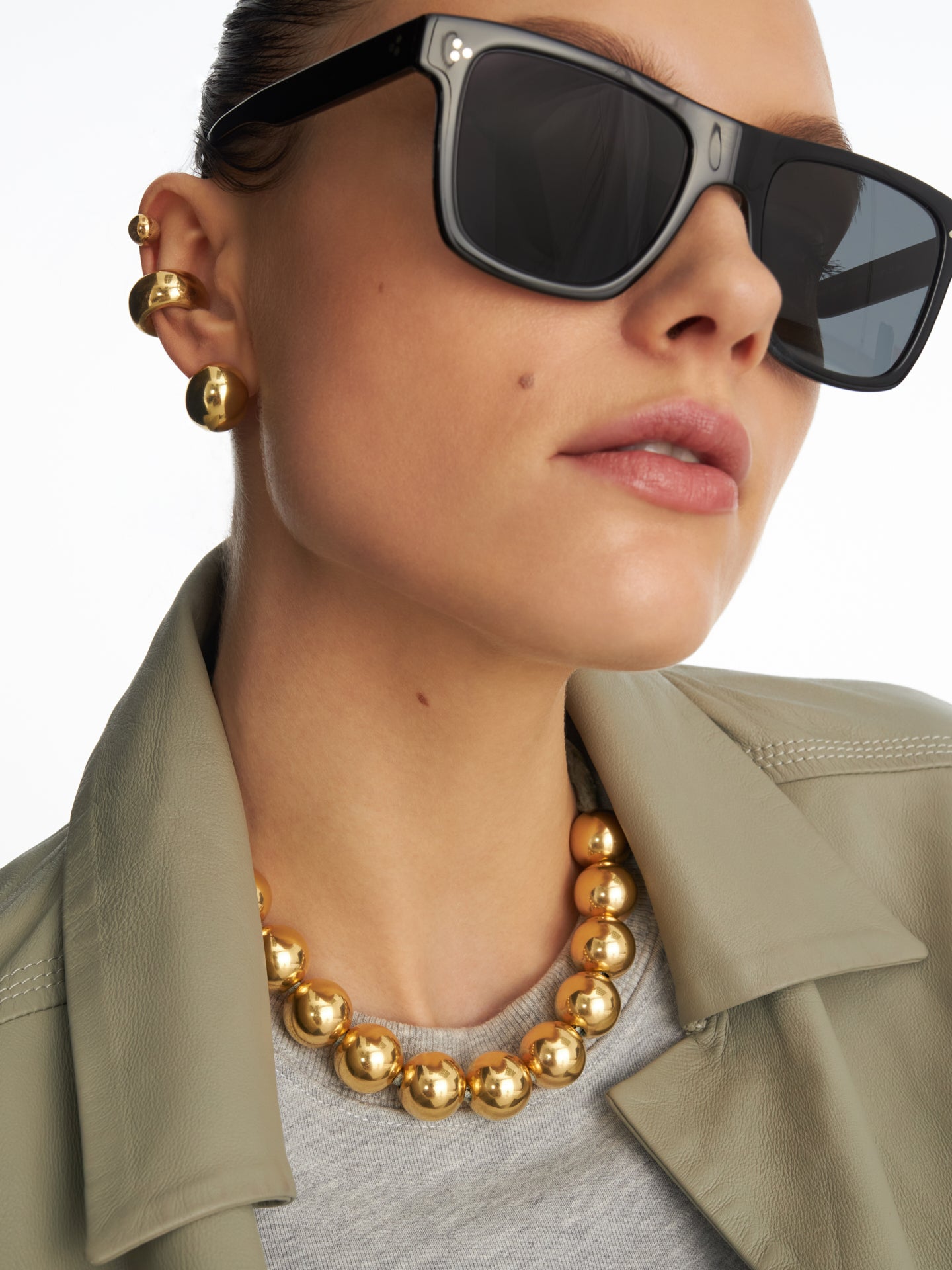 Gold-plated large teardrop earrings 1