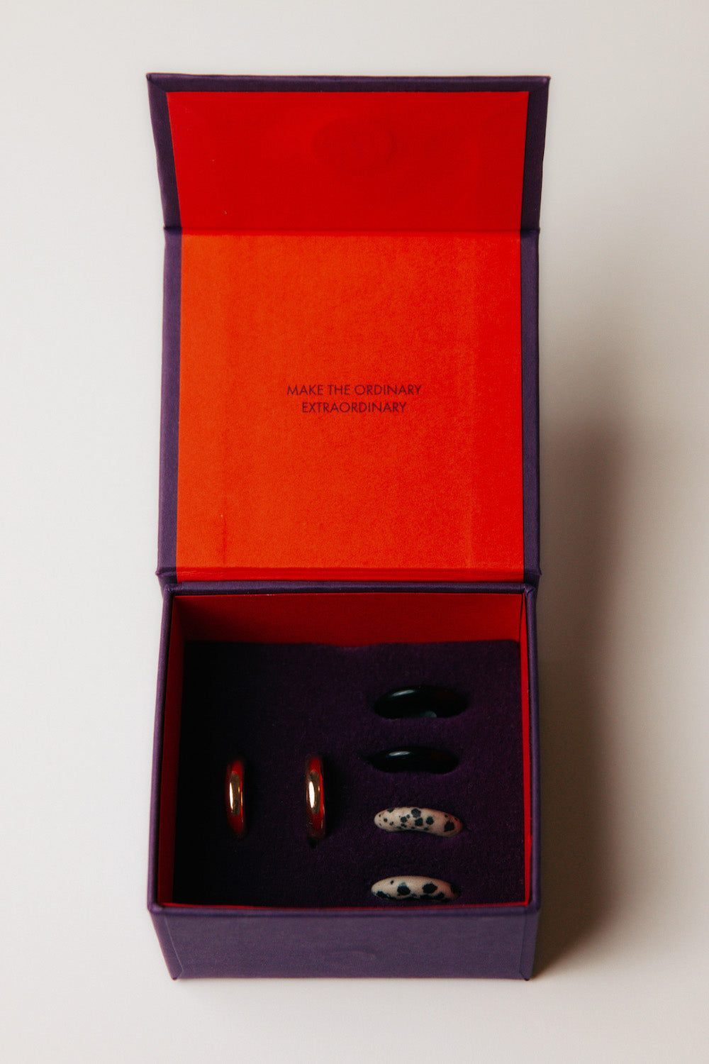 Gold-plated earrings with interchangeable stones 5