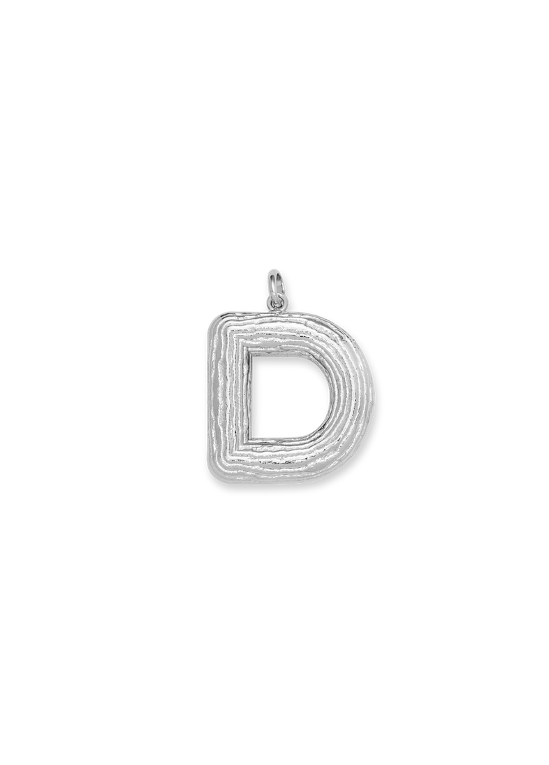  Naszyjnik z srebrną literką D 
