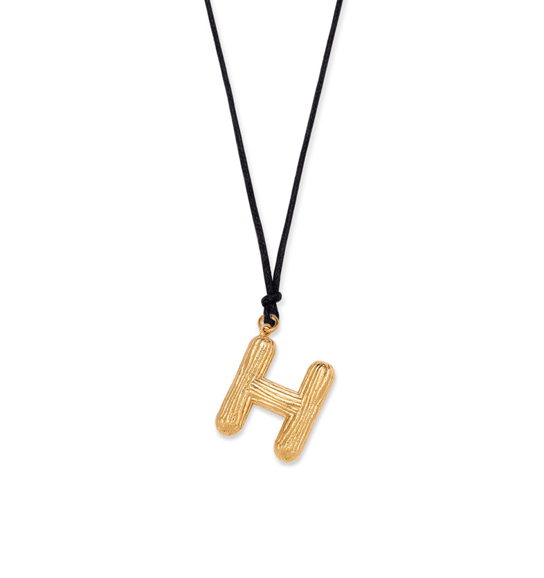  Literka na rzemyku 8 