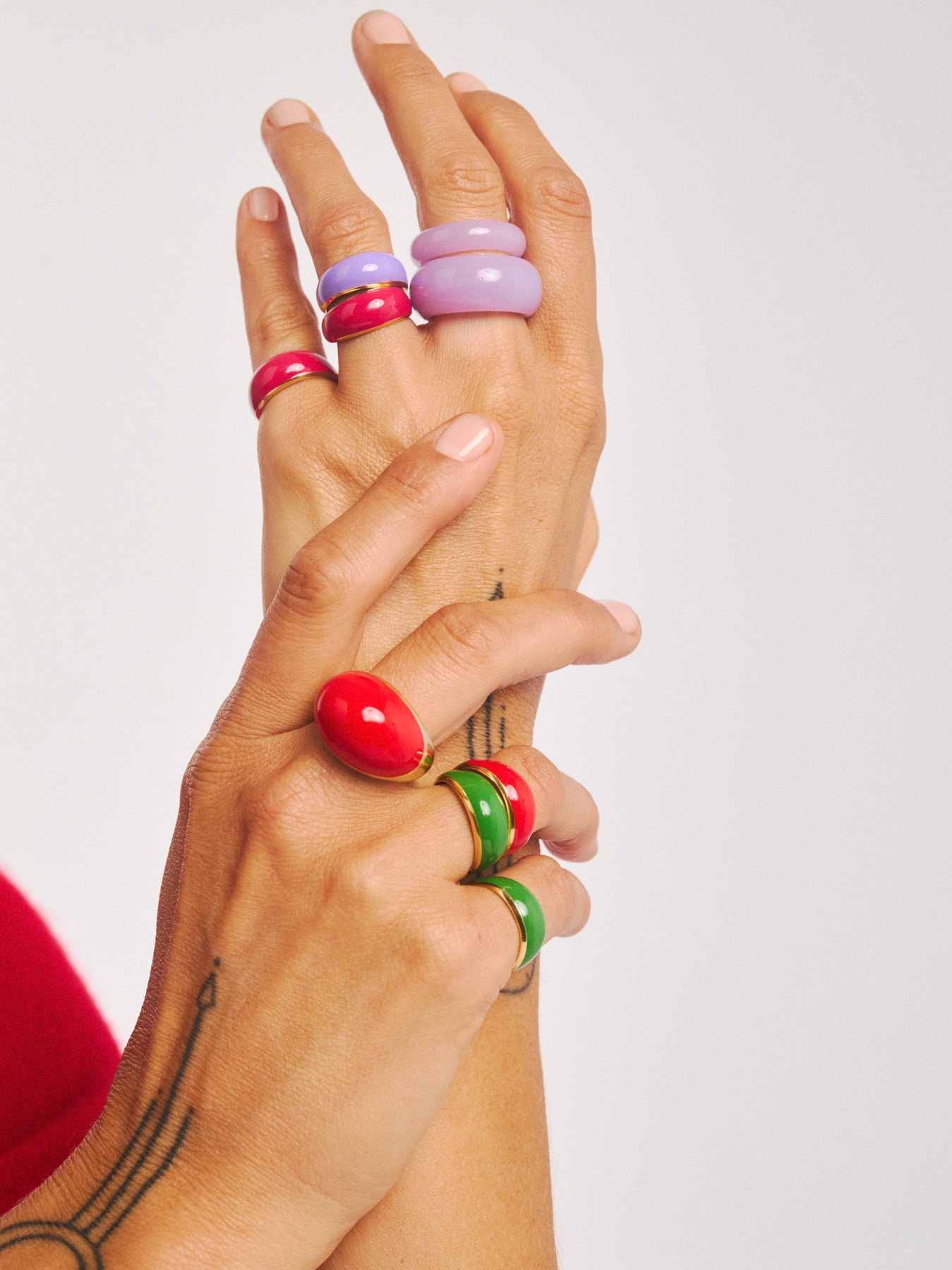 Pierścionki emaliowane