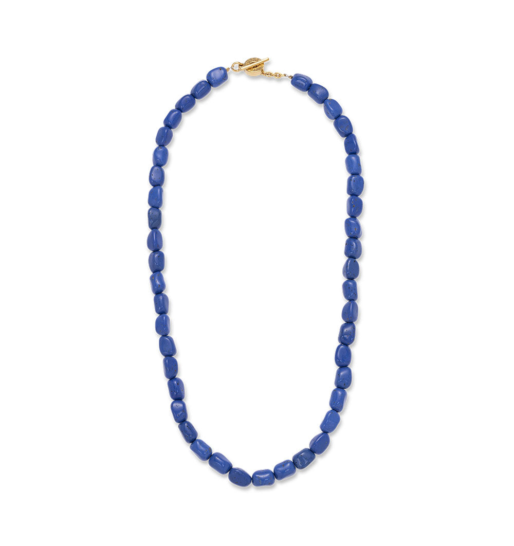 Collier de perles bleues 2