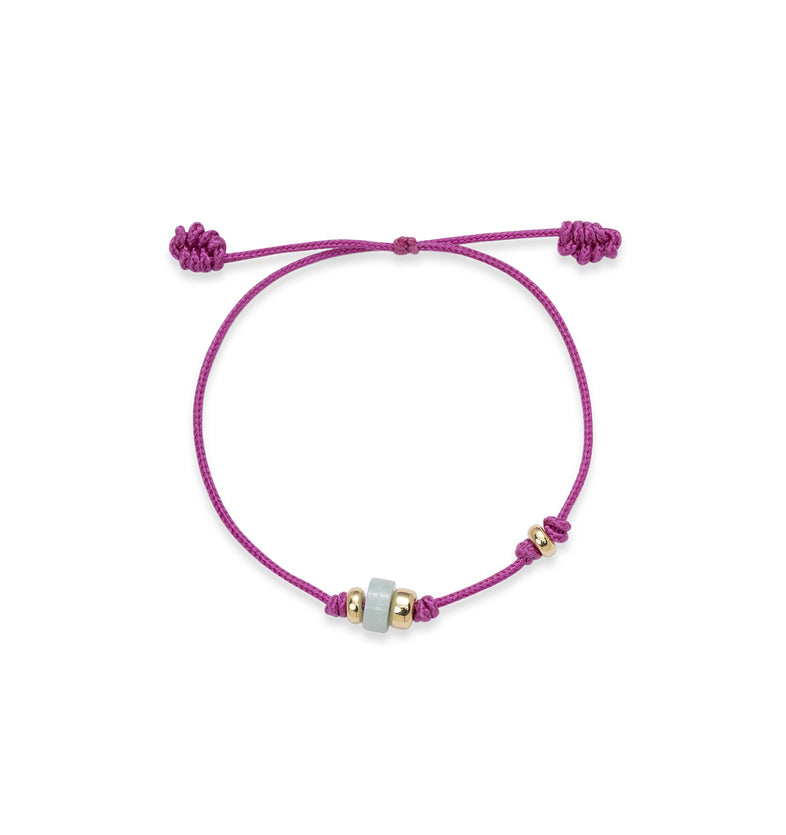  Różowa bransoletka na sznurku z naturalnym amazonitem i pozłacanymi kuleczkami ze srebra 925. 