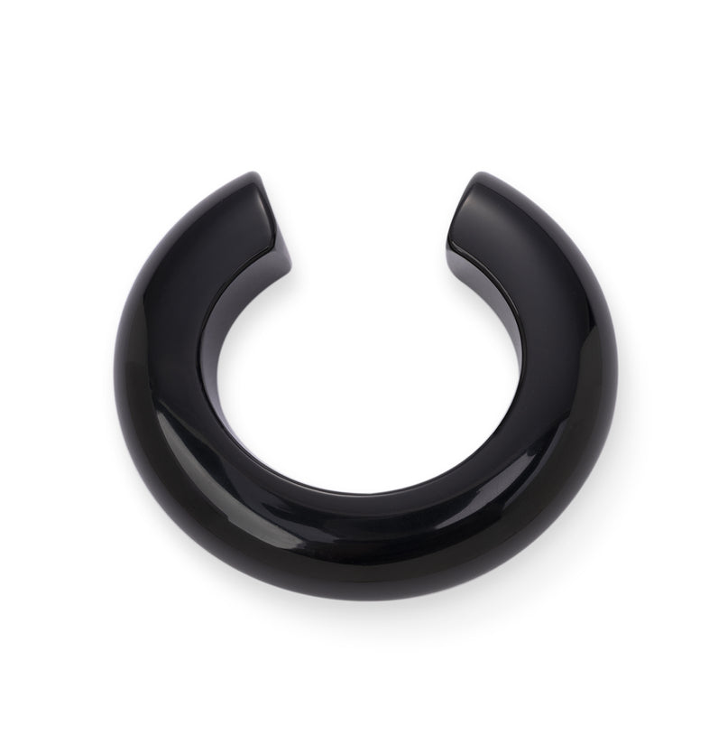  Czarna szeroka otwarta bransoletka z żywicy Bangle Loop | Berries 