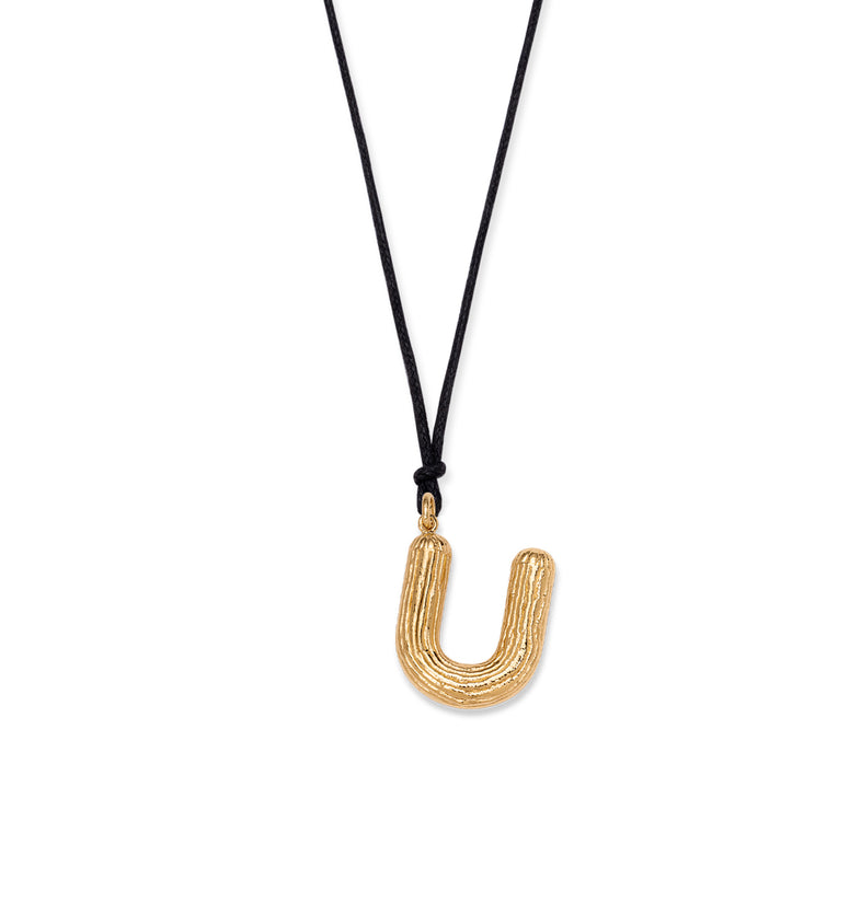  Literka na rzemyku 20 